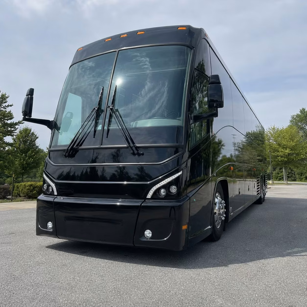 airport transfers and long distance employee transportation from fort smith