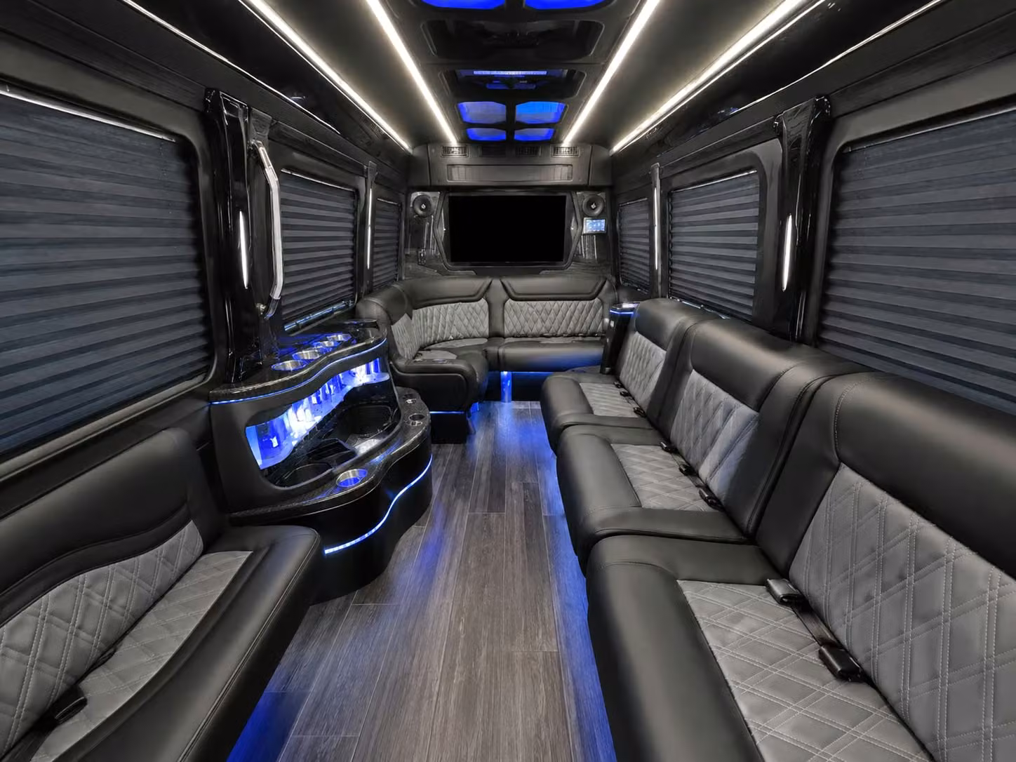 booking long distance transportation out of fort smith has never been this straightforward