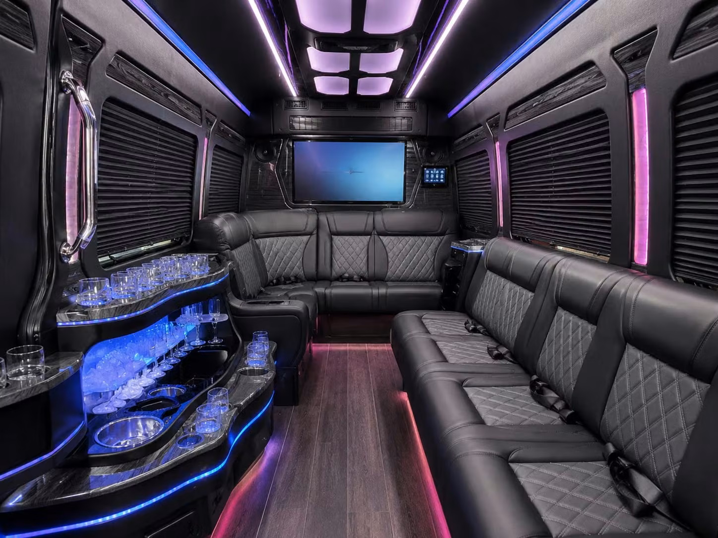charterbusrentalfortsmithar com makes it simple to coordinate multi venue wedding weekends in fort smith