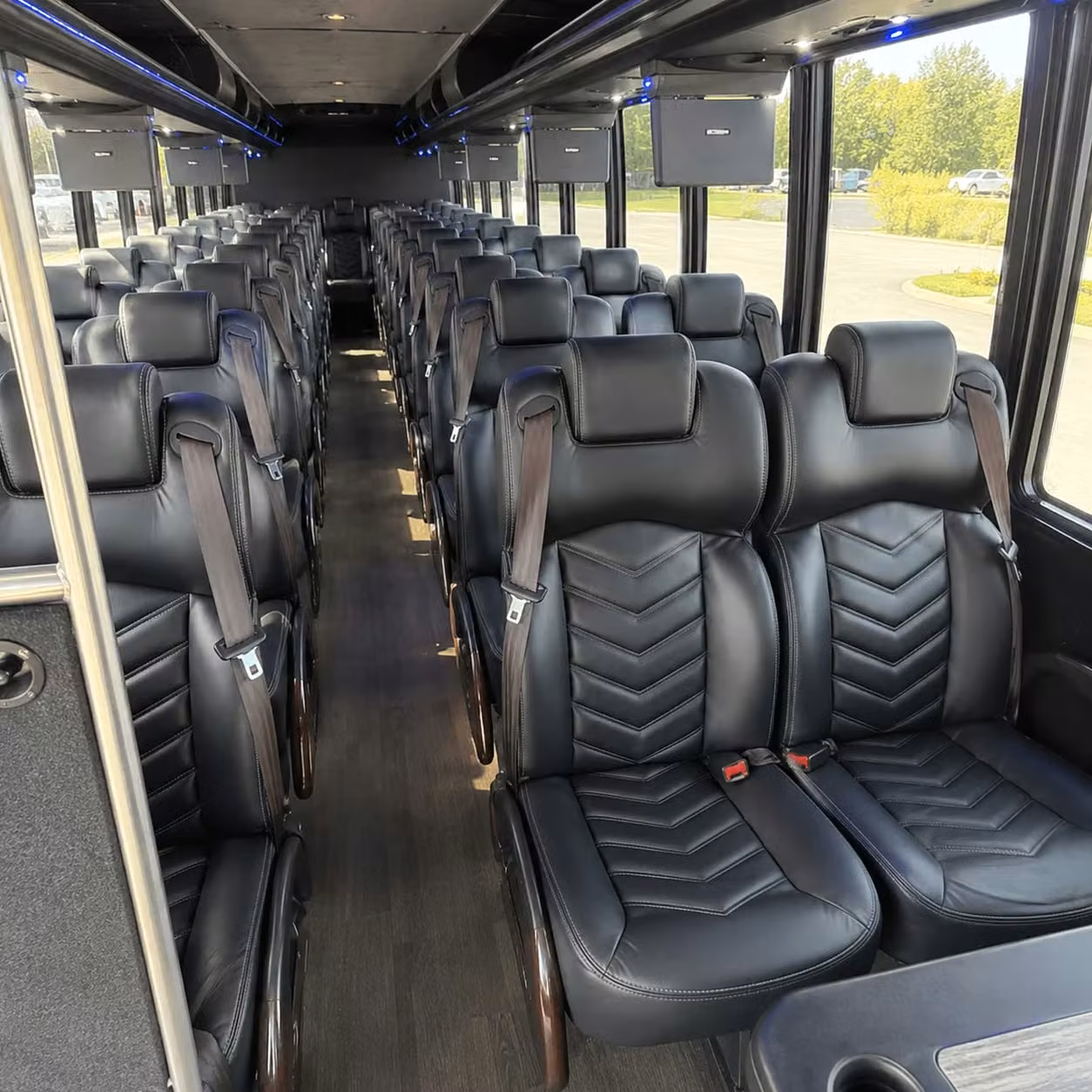 fort smith 25 passenger minibus rental