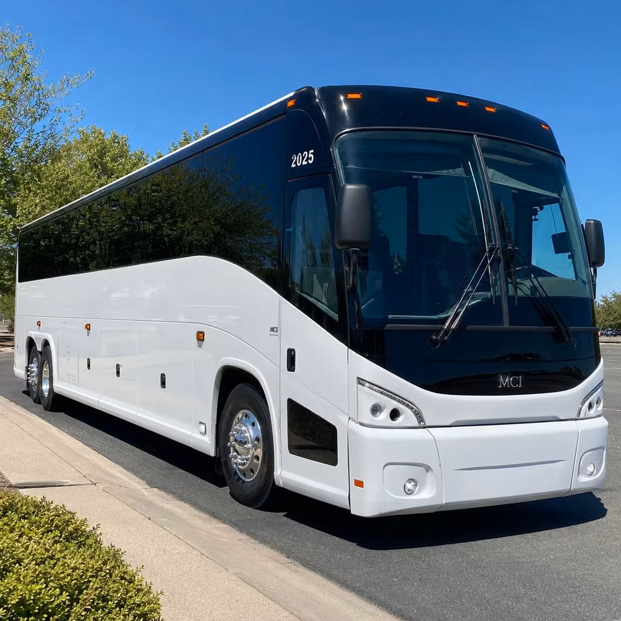 multi day bus rentals for fort smith groups traveling to oklahoma texas and the midwest